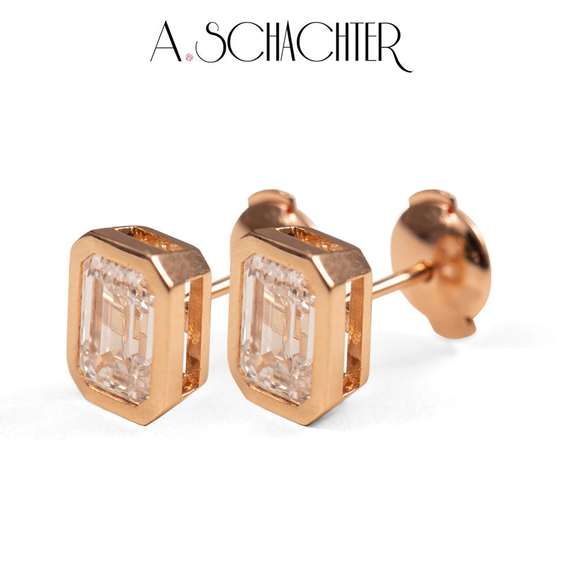 Emerald-Cut Diamond Stud Earrings （1 ct. Emerald cut)