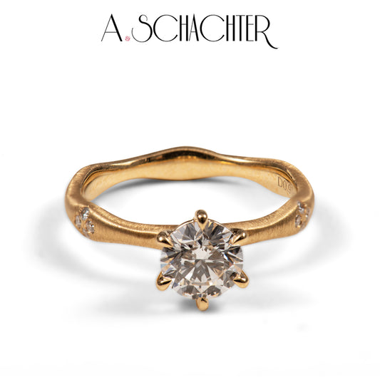 Solstice Round Brilliant Solitaire Ring （0.9 ct. Round cut)