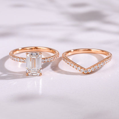 V-shaped pavé band （0.46ct. Round cut)
