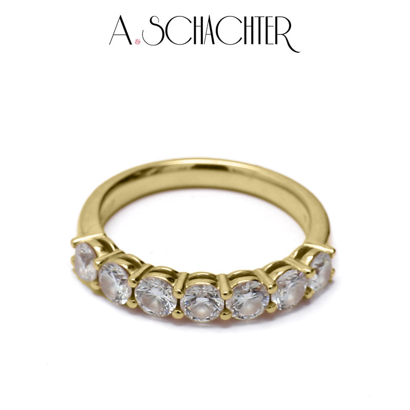 Classic Radiance Diamond Eternity Band（0.15 ct * 7. Round cut)