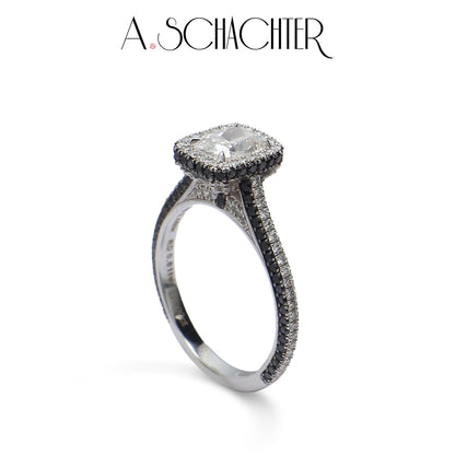 Noir & Lumière Halo Ring （1 ct. Cushion cut)